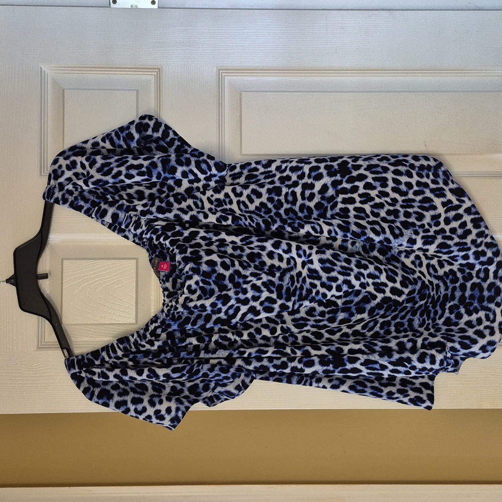 Vince Camuto top